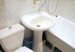 Установка раковины тюльпан в ванной в Краснодаре